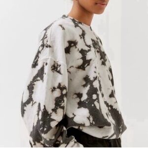 Urban Renewal Recycled Monochrome Tie-Dye Crew Neck Sweatshirt